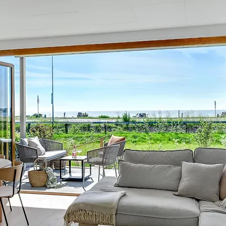 3 Bedroom Stunning In Кертеминне